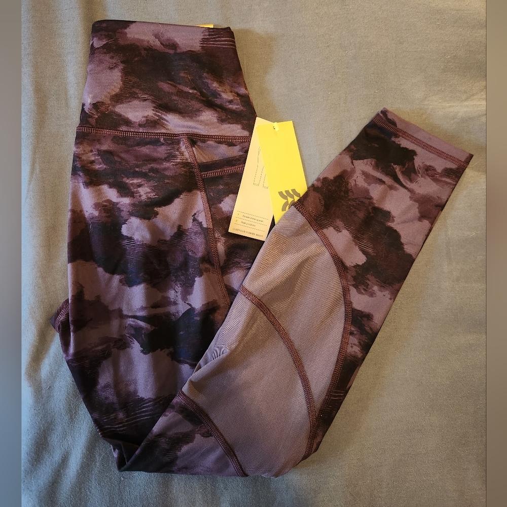 NWT Purple Athletic Leggings, Size Small